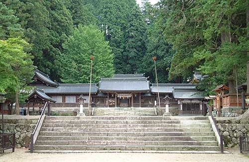 飛騨一宮水無神社