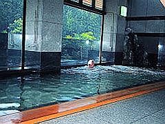 遊湯館