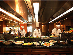 ホテルメトロポリタン クロスダイン