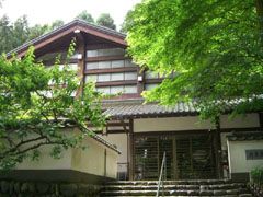 玉堂美術館