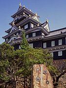 岡山城(烏城)
