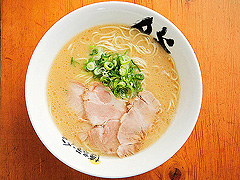 博多ラーメン 膳 天神メディアモール店