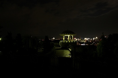 手柄山中央公園