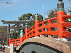 三柱神社