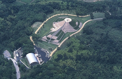 亀塚古墳公園