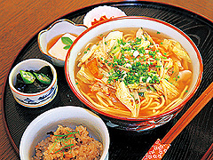 かーら家  食堂