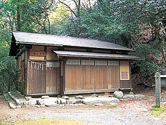 乙子神社草庵