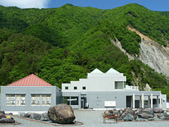 大鹿村中央構造線博物館