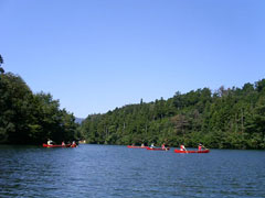 水嶺湖
