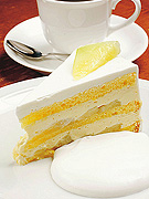 ケーキカフェ irodori