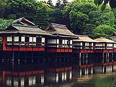 錦水亭