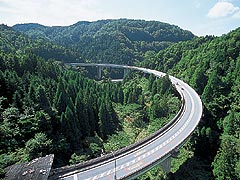 奥出雲おろちループ