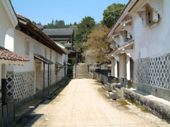 田部家土蔵群