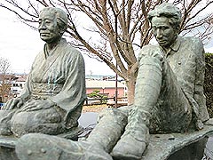 小説「津軽」の像記念館
