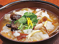 肴やしち