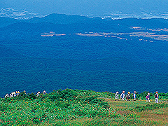 月山