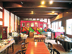 BUS CAFE