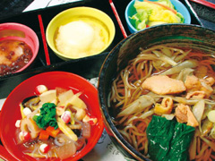 旅食房 ドライブイン 三城